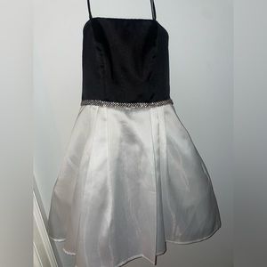 elegant black and white short hoco dress